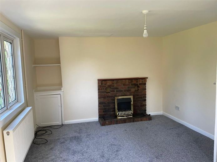 3 bedroom house, Tingrith Road, Eversholt MK17 - Available