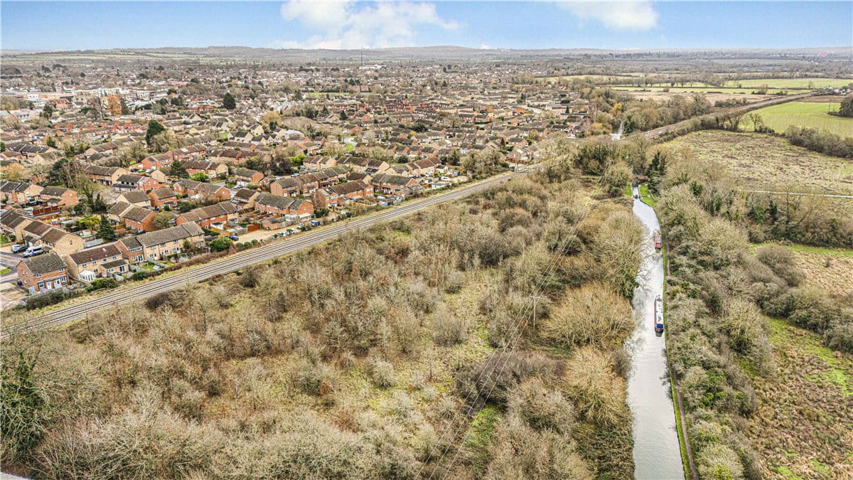 5.9 acres Land, Langford Locks, OX5 - Sold