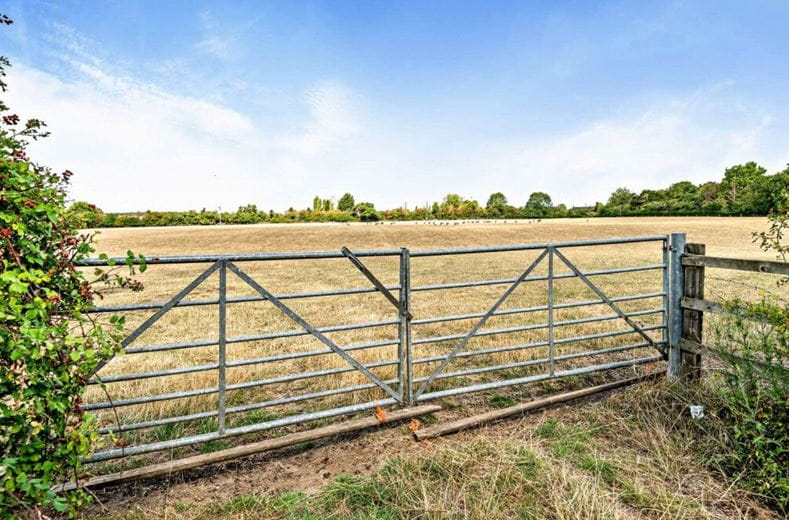 10 acres Land, Horton-Cum-Studley, OX33 - Available