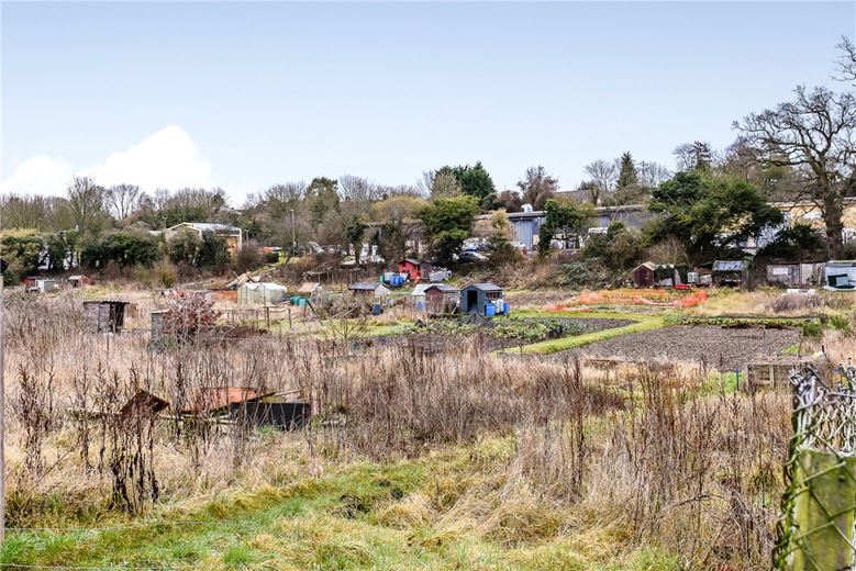  , Whitchurch, Hampshire RG28 - Sold