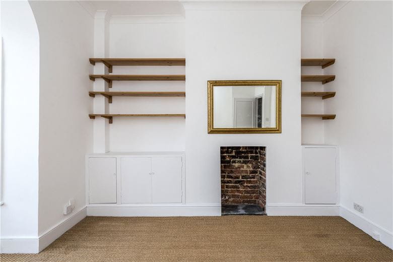 2 bedroom flat, St Stephens Avenue, London W12 - Let Agreed