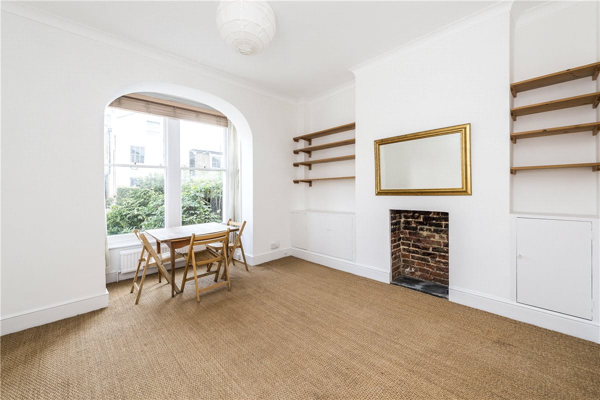 2 bedroom flat, St Stephens Avenue, London W12 - Let Agreed