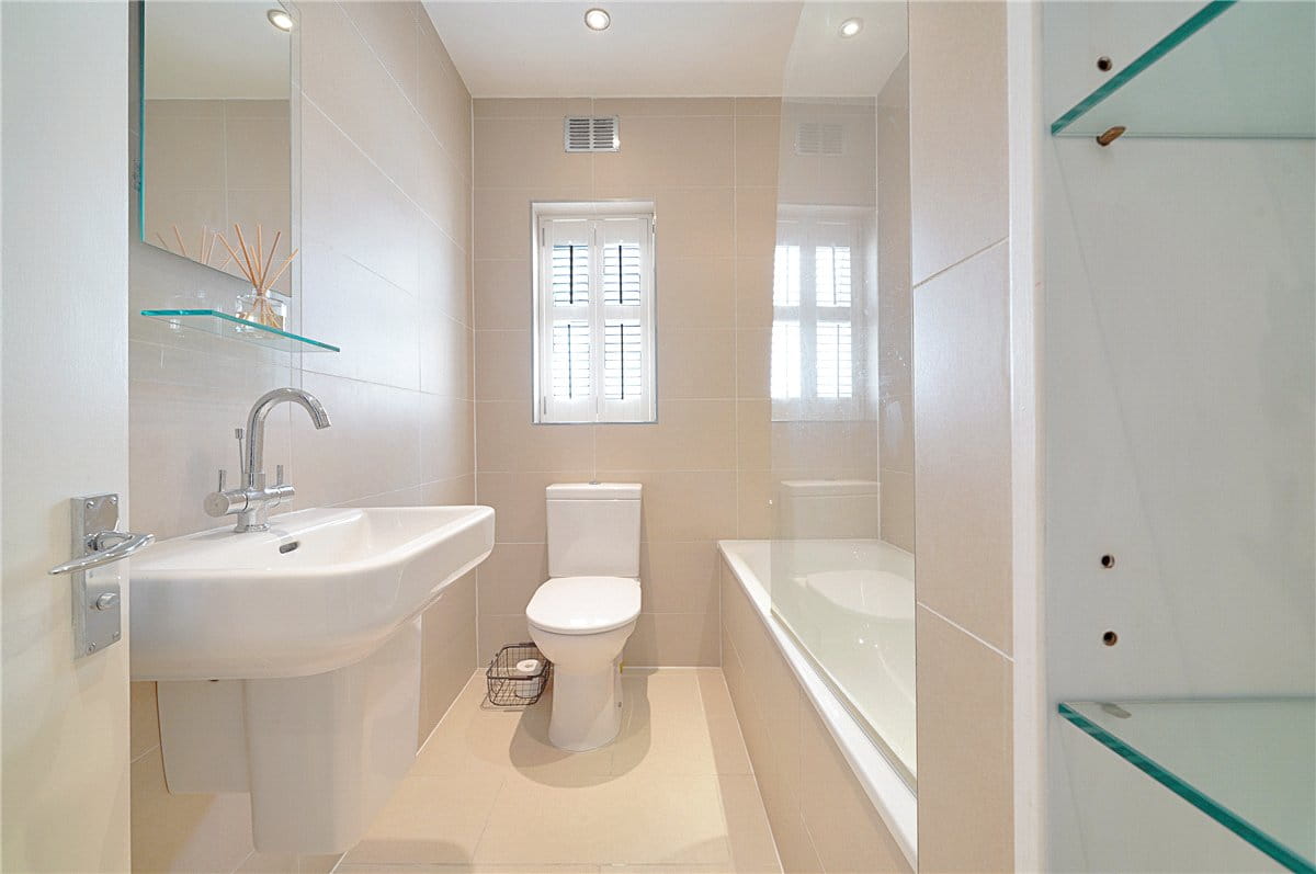 4 bedroom house, Kenyon Street, London SW6 - Available