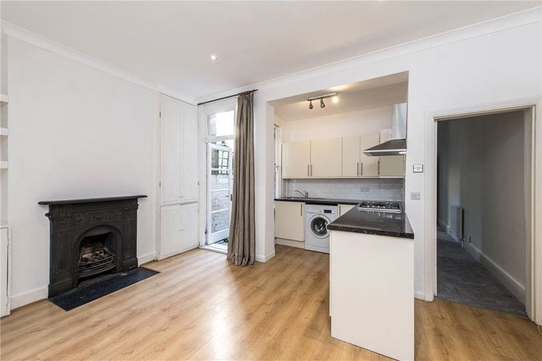 2 bedroom flat, Colehill Lane, London SW6 - Let Agreed