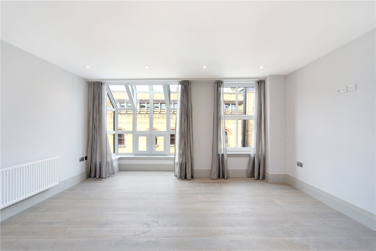 1 bedroom flat, Grayton House, 498-504 Fulham Road SW6 - Available