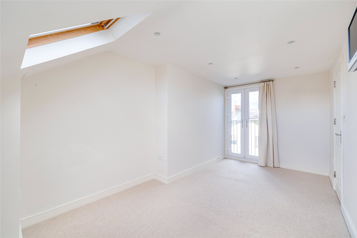 5 bedroom house, Allestree Road, Fulham SW6 - Let Agreed