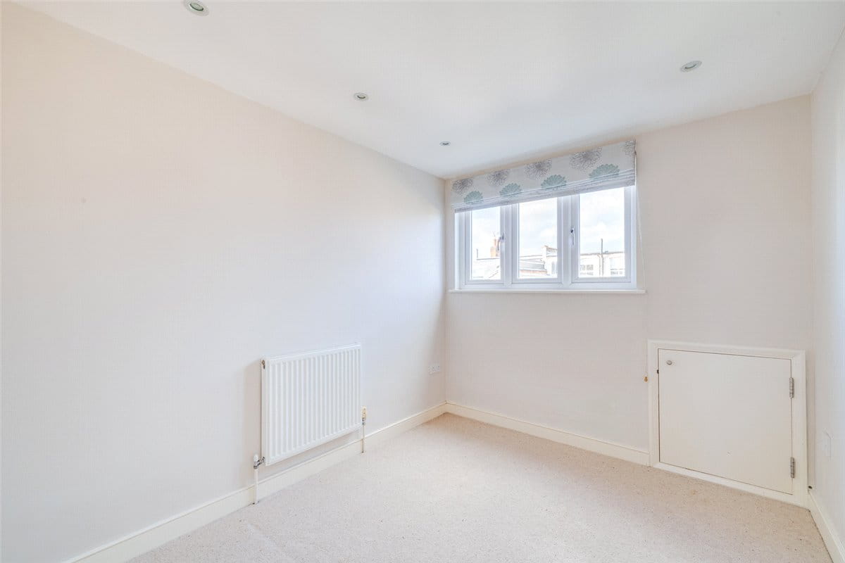 5 bedroom house, Allestree Road, Fulham SW6 - Let Agreed