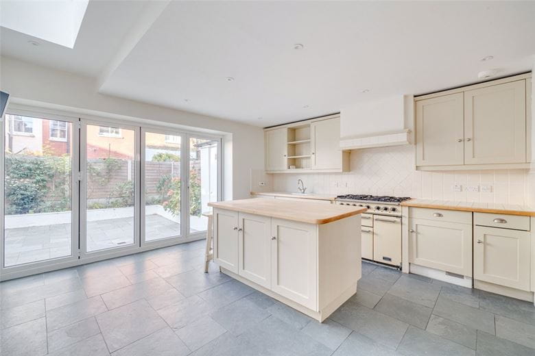 5 bedroom house, Allestree Road, Fulham SW6 - Let Agreed