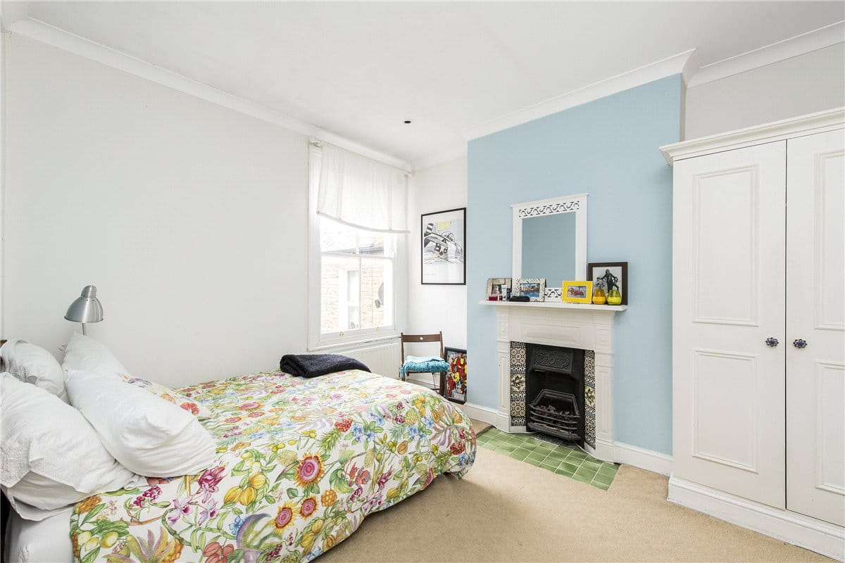 3 bedroom maisonette, Niton Street, London SW6