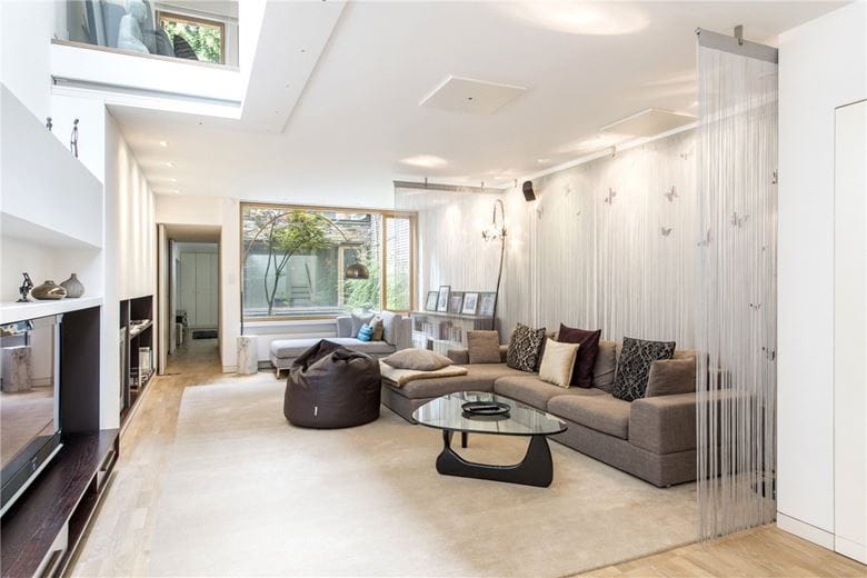 6 bedroom house, Atalanta Street, London SW6 - Available