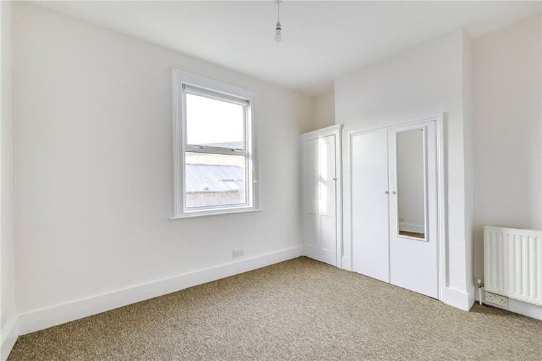3 bedroom flat, Royal Parade, Dawes Road SW6 - Let Agreed