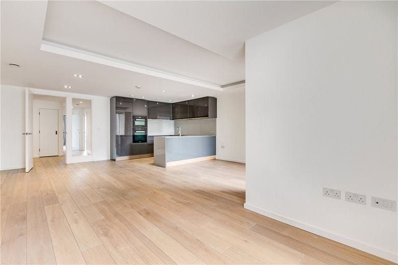 2 bedroom flat, Landau Apartments, 72 Farm Lane SW6 - Let Agreed