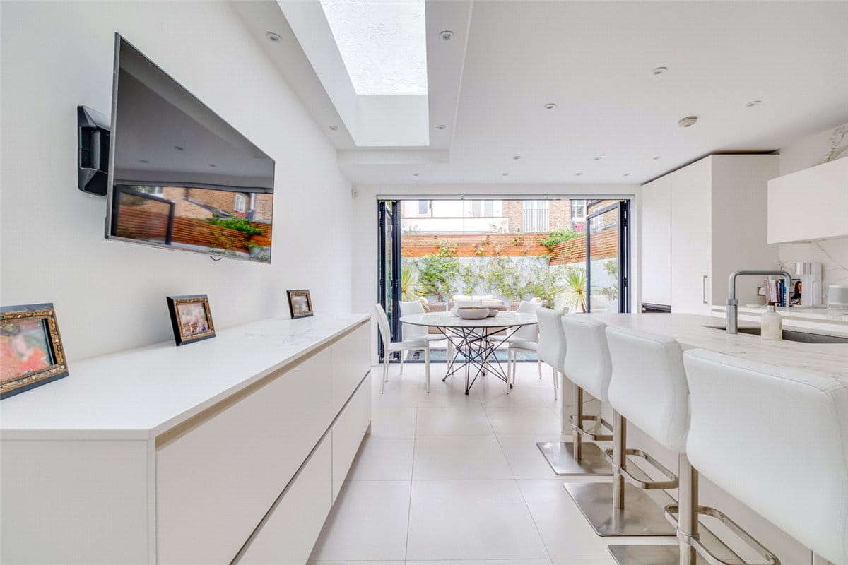 5 bedroom house, Ashington Road, London SW6 - Available