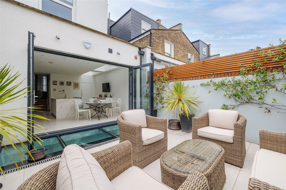 5 bedroom house, Ashington Road, London SW6 - Available