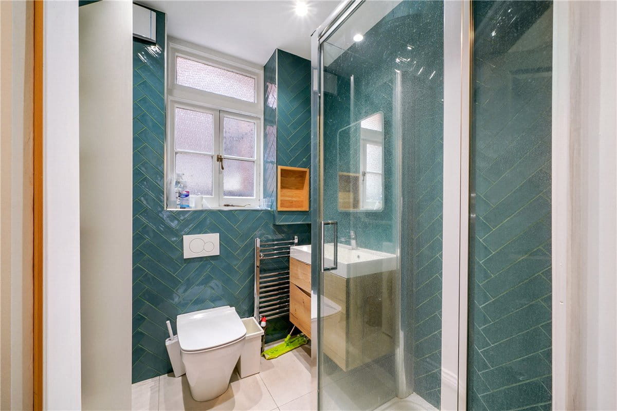 3 bedroom flat, Arundel Mansions, Kelvedon Road SW6