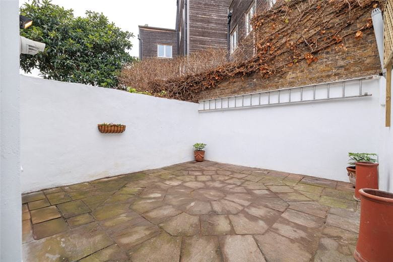 4 bedroom house, Hannell Road, London SW6