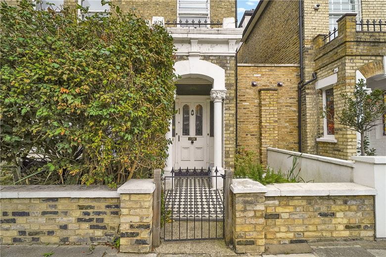1 bedroom flat, Lilyville Road, London SW6 - Let Agreed