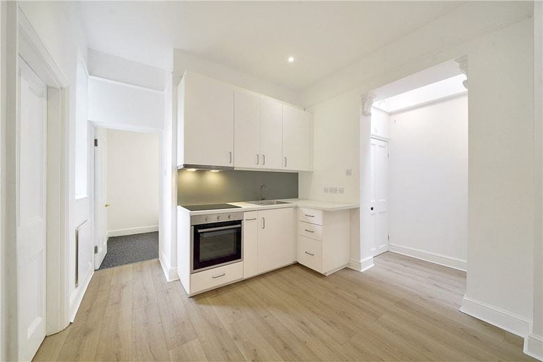 1 bedroom flat, Lilyville Road, London SW6 - Let Agreed