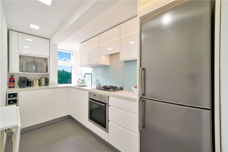 1 bedroom flat, Fulham High Street, London SW6 - Available