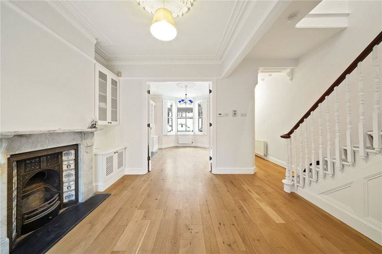 4 bedroom house, Alderville Road, London SW6 - Available