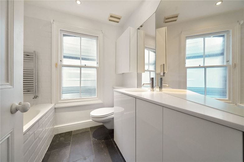 4 bedroom house, Alderville Road, London SW6 - Available