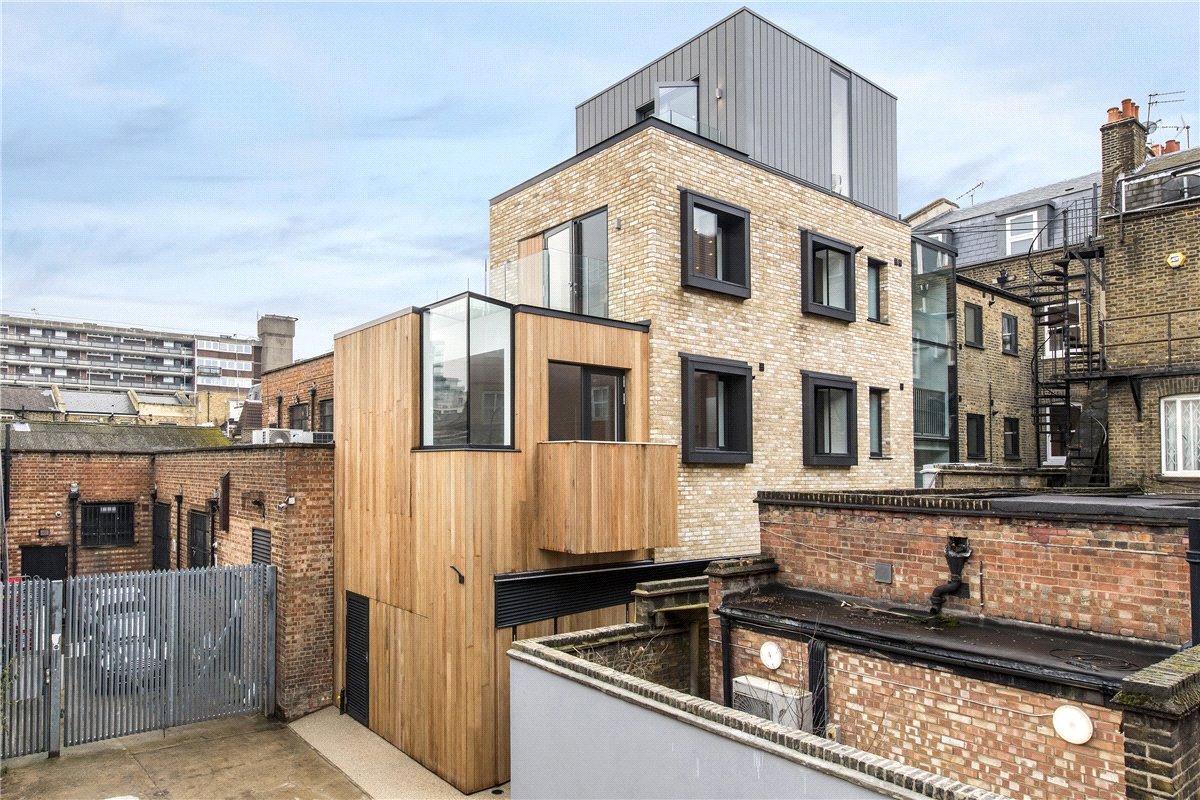 1 bedroom flat, King Street, Hammersmith W6 - Available