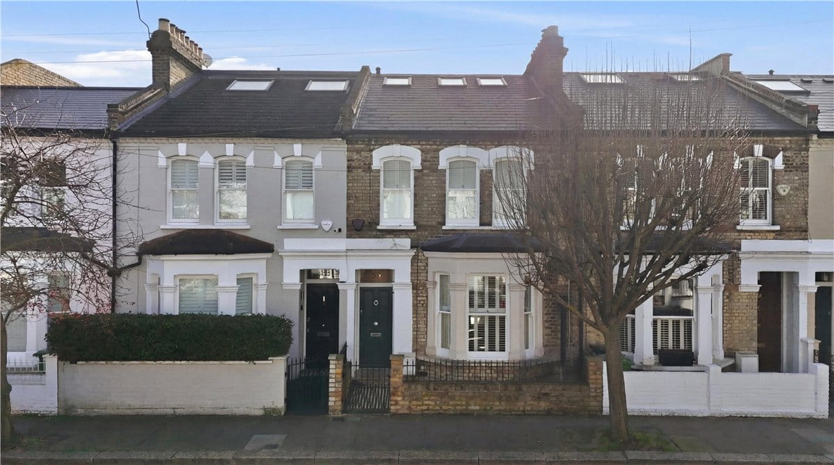 4 bedroom house, Rosaville Road, London SW6 - Available