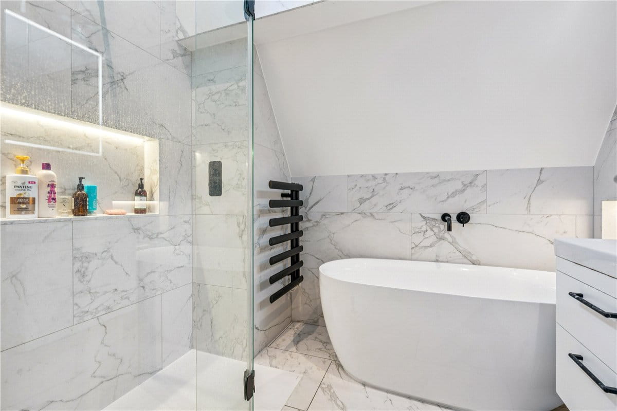 2 bedroom house, North Lodge Close, London SW15 - Available