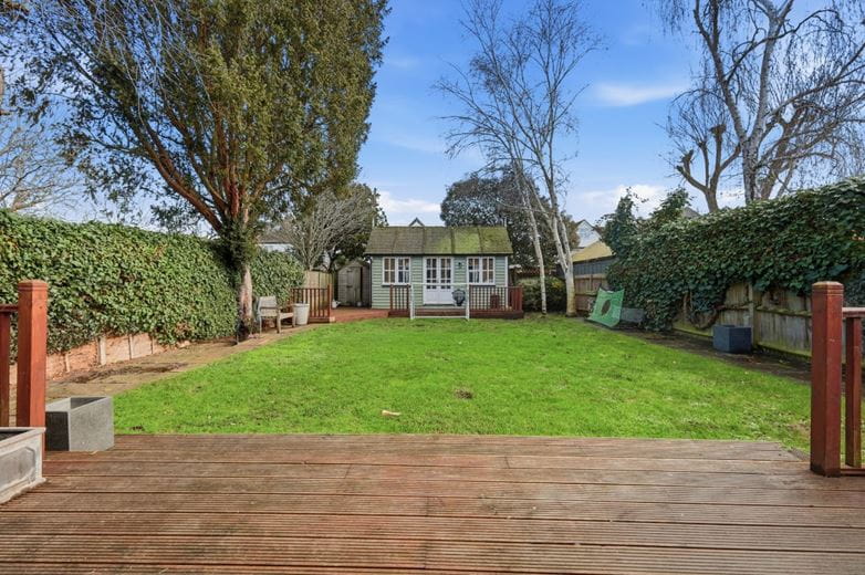 5 bedroom house, Belgrave Road, Barnes SW13 - Available