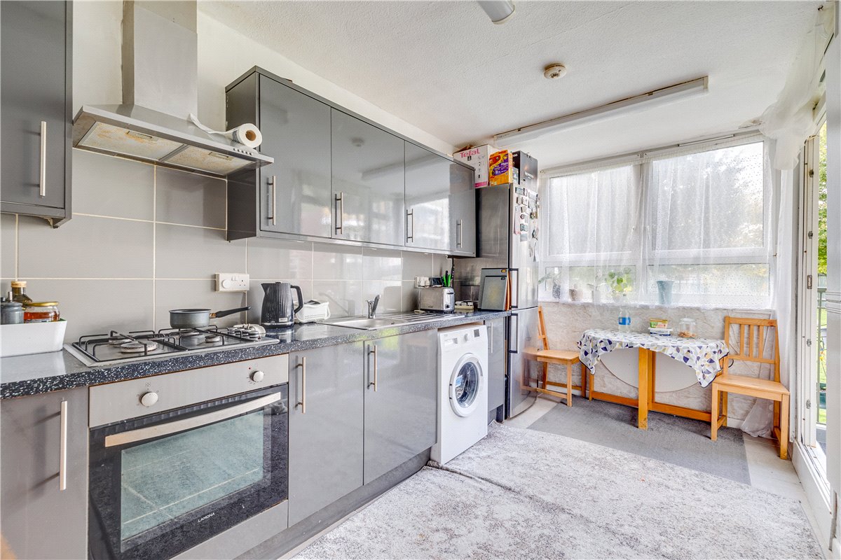 2 bedroom flat, Winterfold Close, London SW19 - Sold