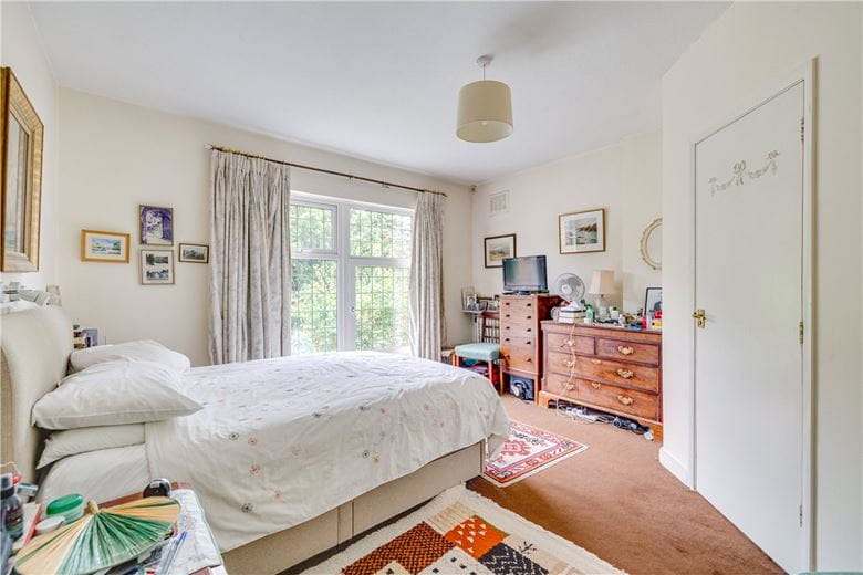 4 bedroom house, West Hill Road, London SW18 - Sold