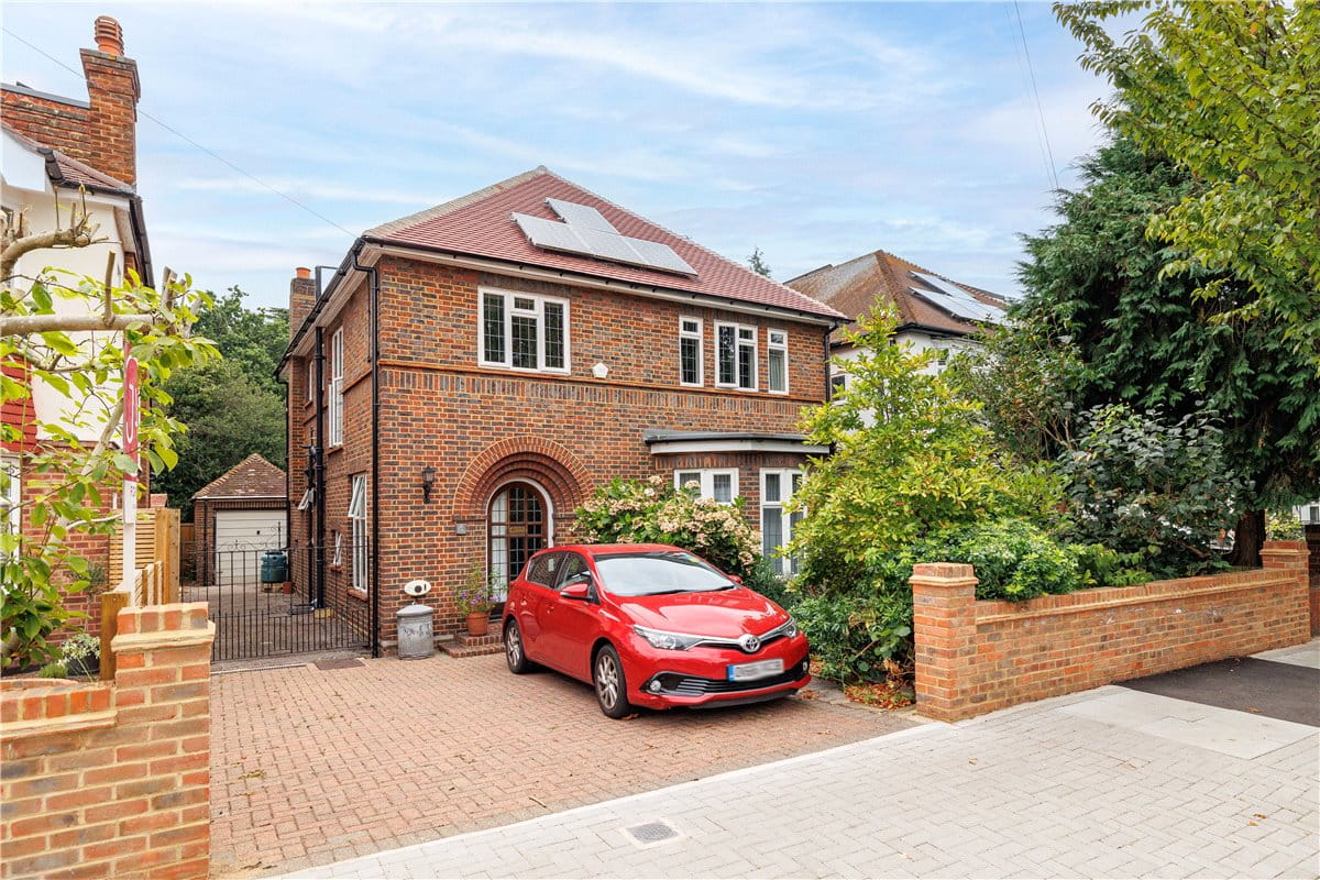 4 bedroom house, West Hill Road, London SW18 - Sold