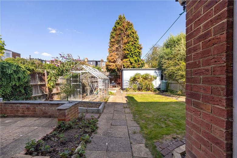 4 bedroom house, Limes Avenue, London SW13 - Available