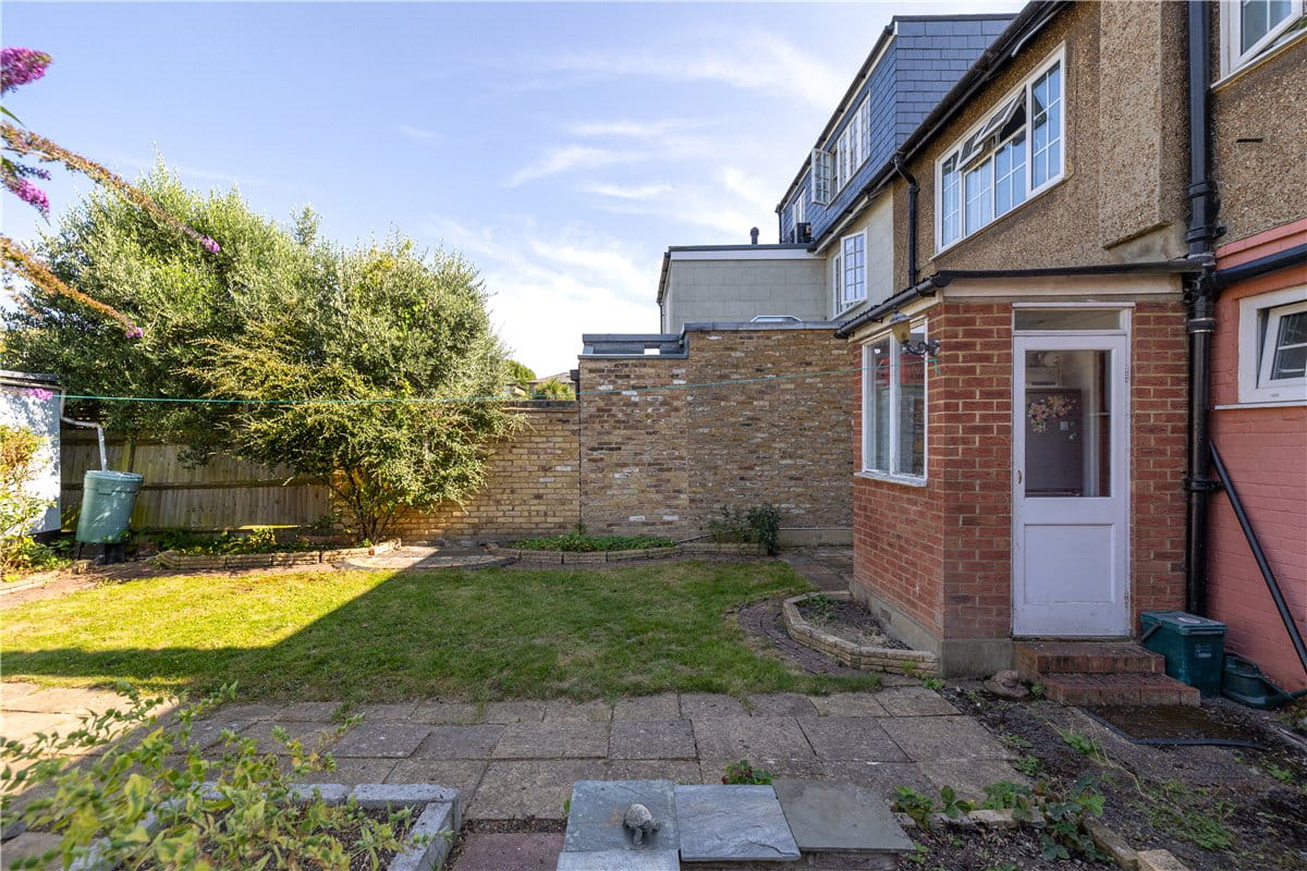 4 bedroom house, Limes Avenue, London SW13 - Available