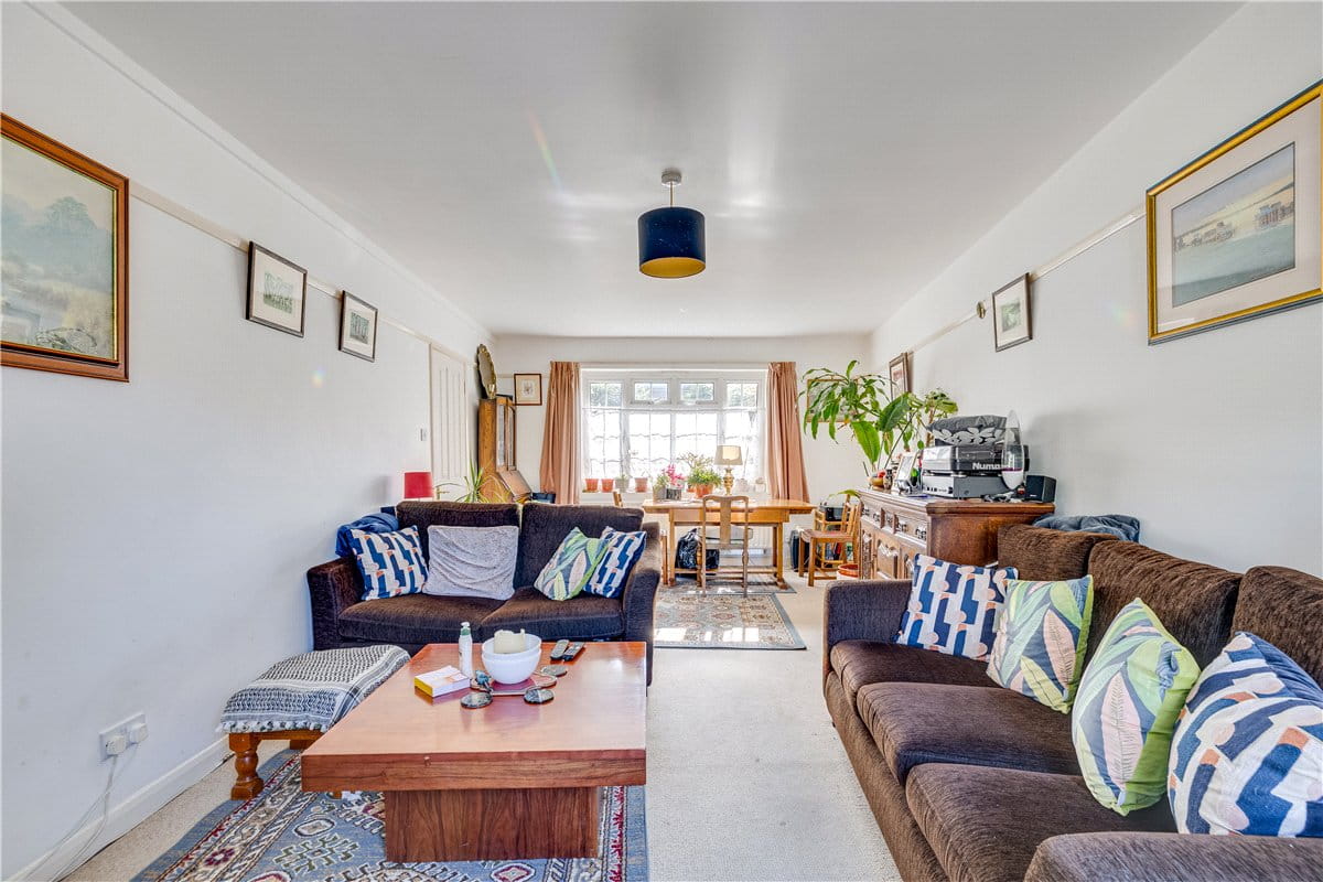 4 bedroom house, Limes Avenue, London SW13 - Available