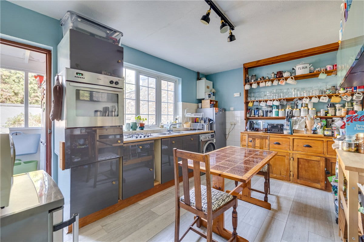 4 bedroom house, Limes Avenue, London SW13 - Available