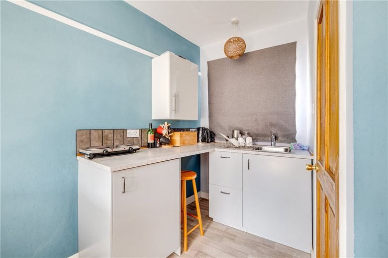4 bedroom house, Limes Avenue, London SW13 - Available