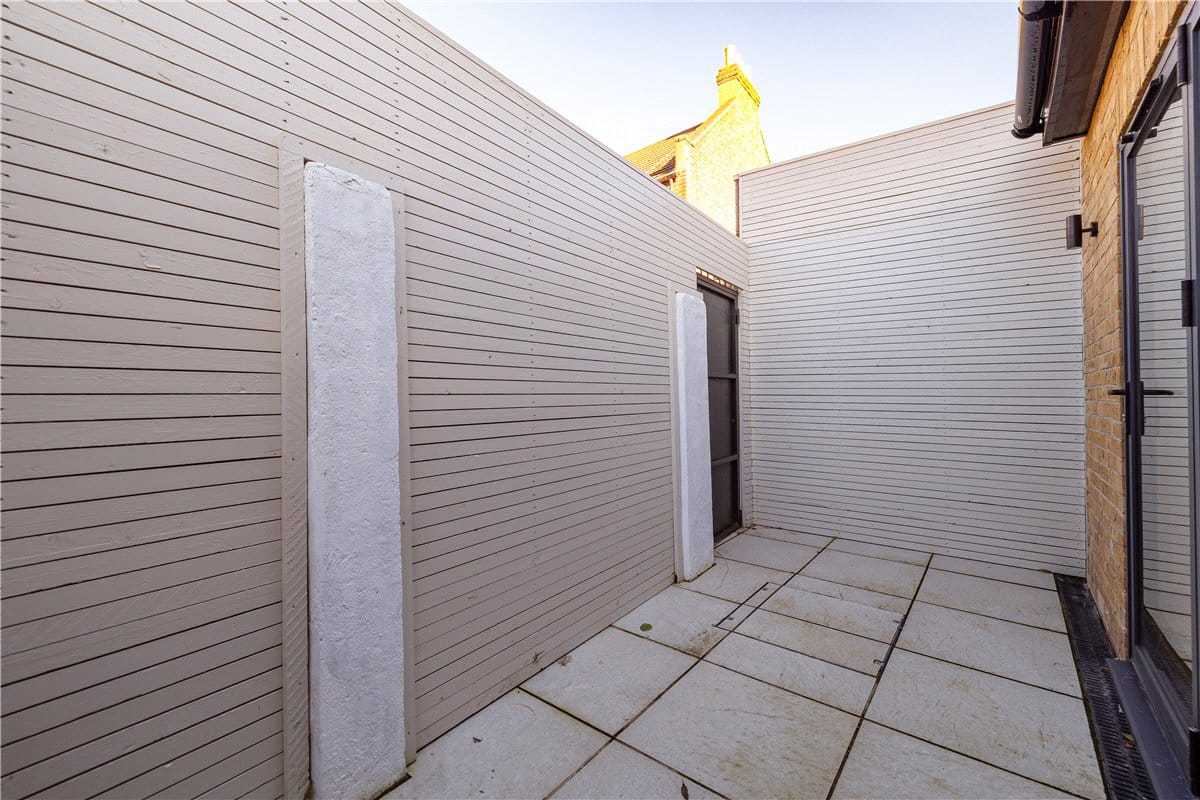 2 bedroom flat, Quicks Road, London SW19 - Sold