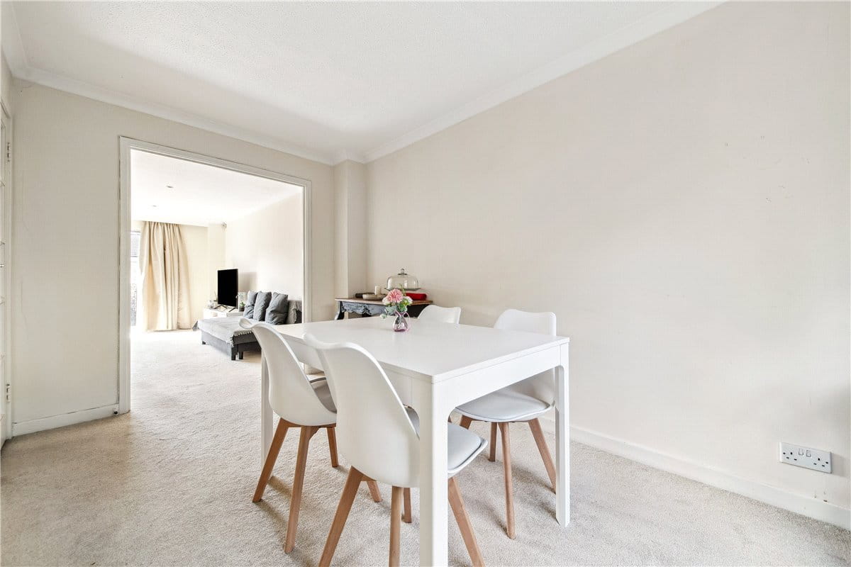 3 bedroom house, Heights Close, Hillview SW20 - Sold STC