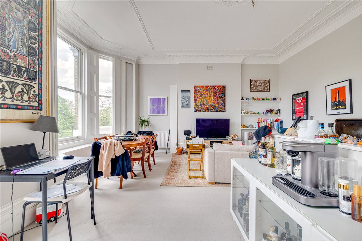 1 bedroom flat, Clapham Common North Side, London SW4 - Sold STC