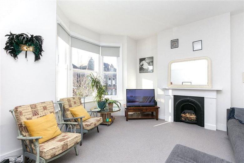 1 bedroom flat, Cromford Road, London SW18 - Sold STC