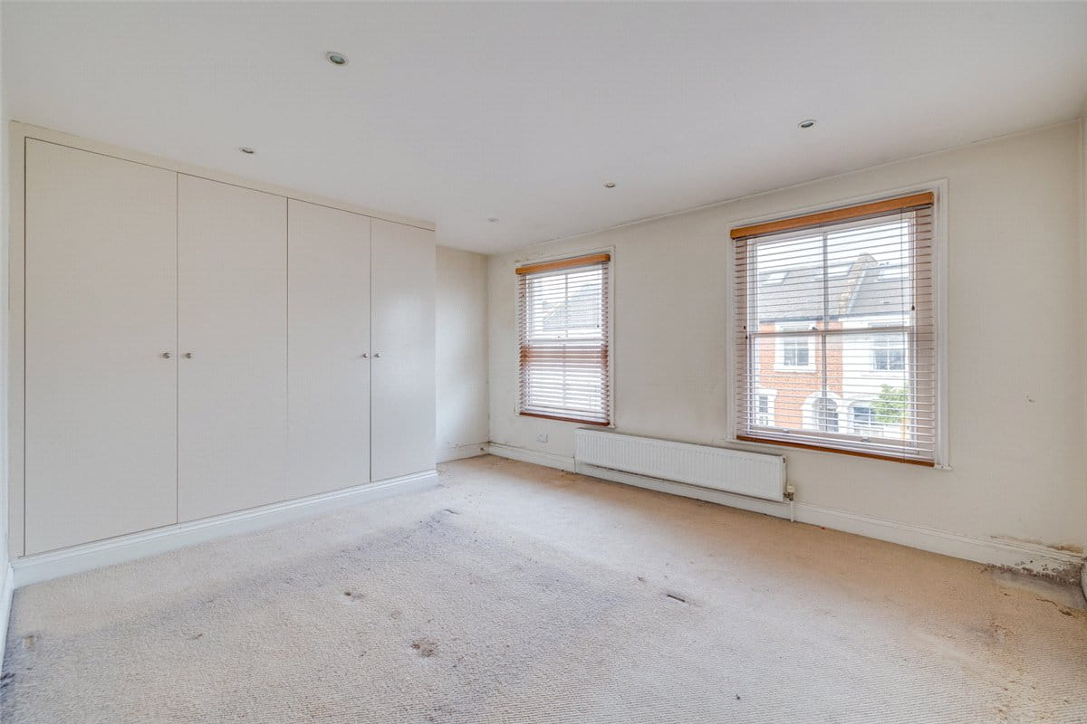 3 bedroom house, Longfield Street, London SW18 - Available