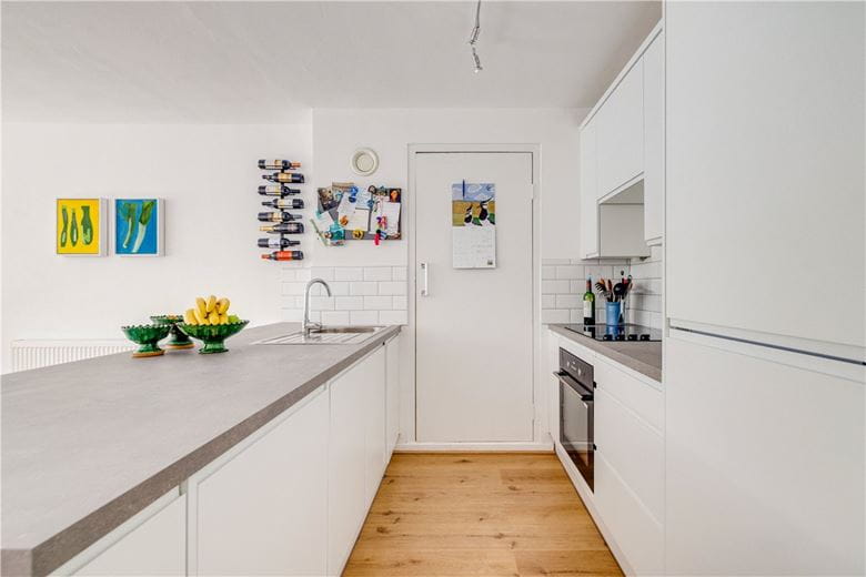 2 bedroom maisonette, Claudia Place, London SW19 - Available