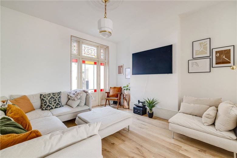 6 bedroom house, Acton Lane, London W4 - Available