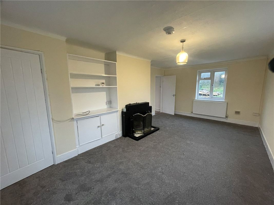  bedroom house, Nantglyn Road, Denbigh LL16 - Available