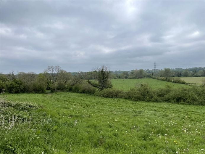 3 bedroom house, Wrexham Road, Pontblyddyn CH7 - Under Offer