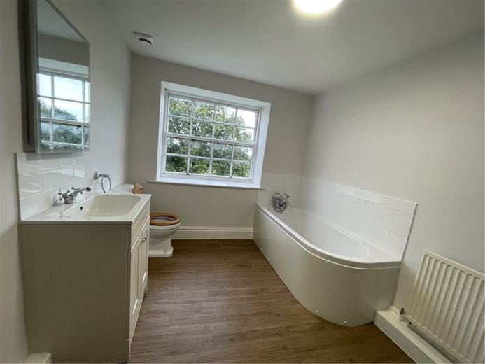 6 bedroom , Chirk, Wrexham LL14 - Available