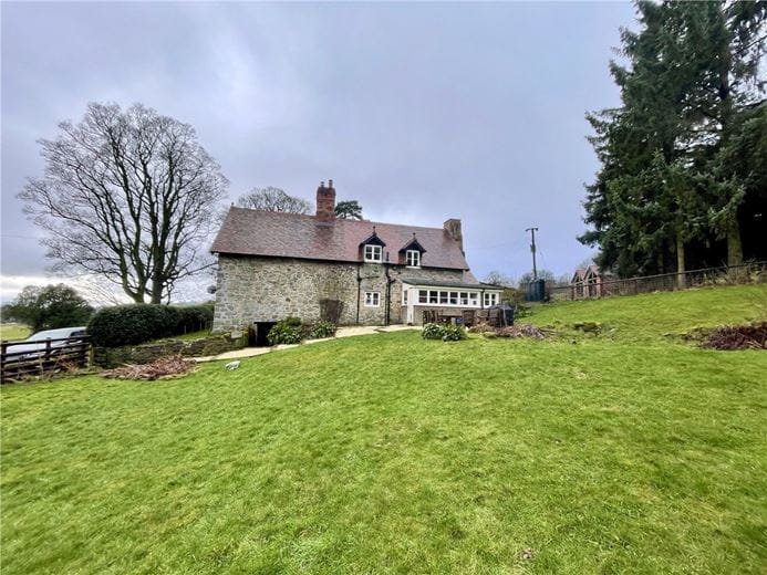 3 bedroom house, Tyn Y Groes, Chirk LL14 - Available