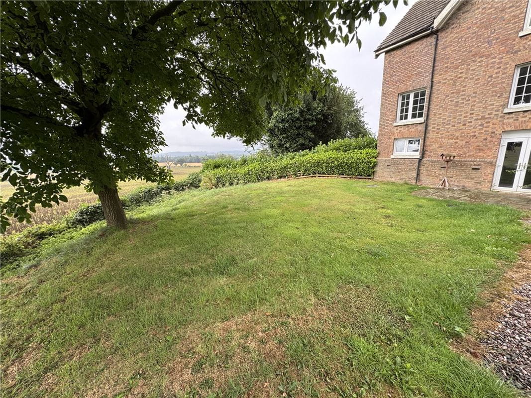 3 bedroom house, Bourton Grange, Bourton, Much Wenlock TF13 - Let Agreed