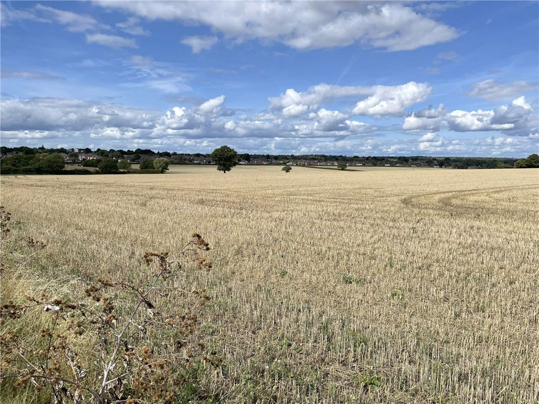  bedroom , Ox Leys Road, Sutton Coldfield B75 - Available